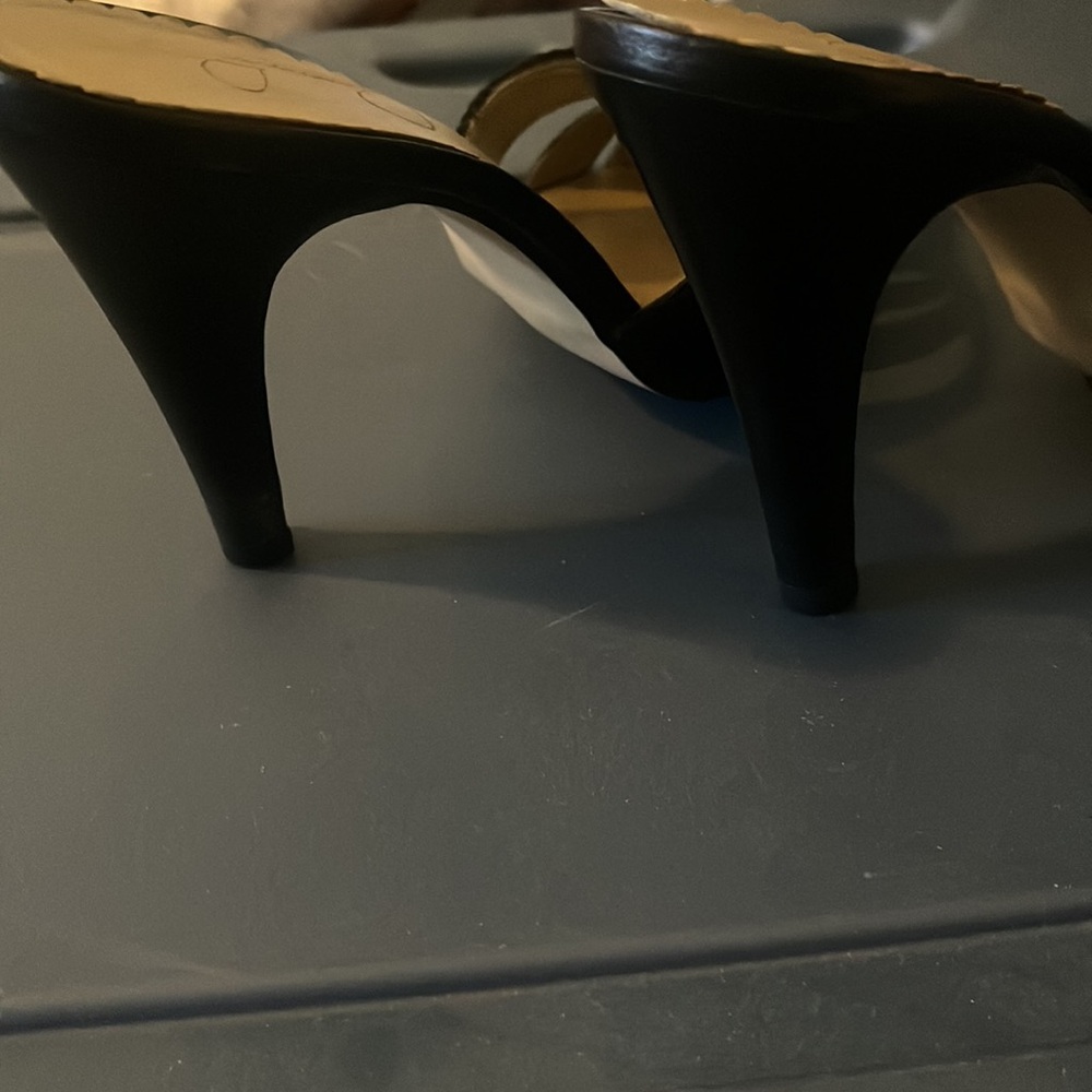 Jessica Simpson Black Heels - Picture 3 of 4